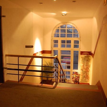 Cafe Hotel Rudzons Мадона Экстерьер фото