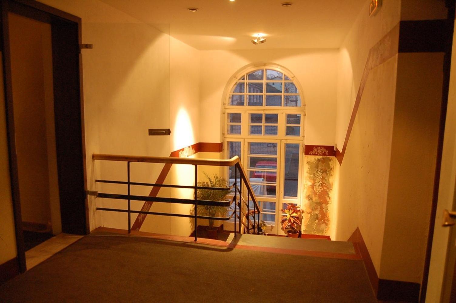 Cafe Hotel Rudzons Мадона Экстерьер фото